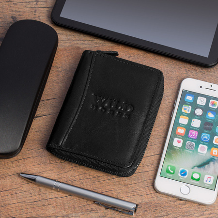 WILD 06 - BLACK 2 / BLACK