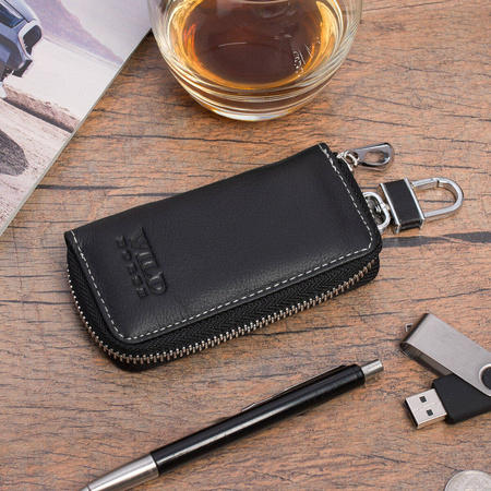 WILD 23 - BLACK 1 / WHITE