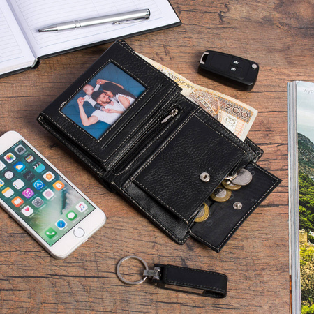 WILD 10B - BLACK 1 / WHITE