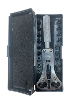 KLUCZ DO OTWIERANIA ZEGARKÓW TCM 1002